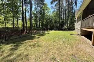 275 Maplewood Dr, Sanford, NC 27332 - Photo 20