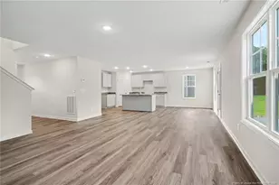172 Baxley Dr, Dunn, NC 28334 - Photo 4