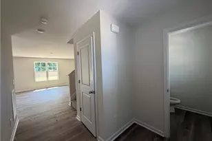 172 Baxley Dr, Dunn, NC 28334 - Photo 2