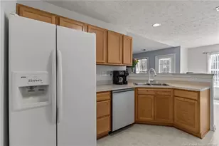 3331 Broomsgrove Dr, Fayetteville, NC 28306 - Photo 16