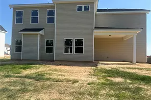 189 Margot Manor Dr, Benson, NC 27504 - Photo 4
