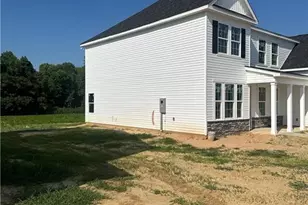 205 Margot Manor Dr, Benson, NC 27504 - Photo 2