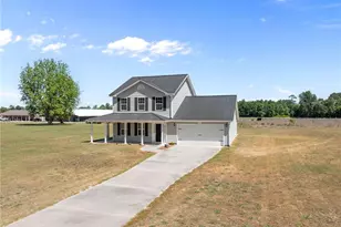 336 W Parkton Tobemory Rd, Parkton, NC 28371 - Photo 4