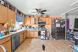 8045 Kalmia Ln, Hope Mills, NC 28348 - Photo 4