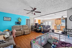 8045 Kalmia Ln, Hope Mills, NC 28348 - Photo 6