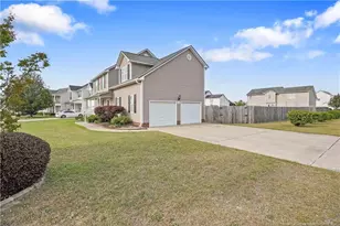 1404 Rough Rider Ln, Parkton, NC 28371 - Photo 4