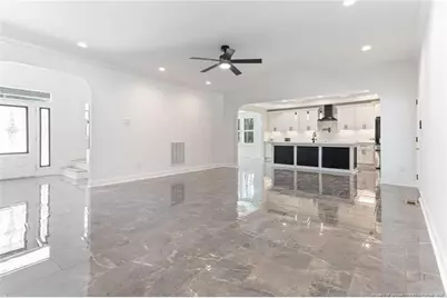 995 E Central Avenue, Raeford, NC 28376 - Photo 6