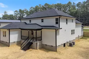 995 E Central Ave, Raeford, NC 28376 - Photo 40