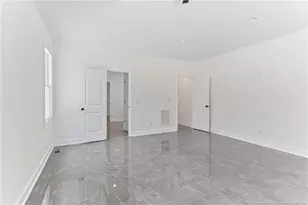 995 E Central Ave, Raeford, NC 28376 - Photo 34
