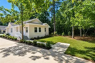 304 S Patterson St, Maxton, NC 28364 - Photo 18