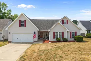 2608 Gressitt Point lane, Fayetteville, NC 28306 - Photo 2