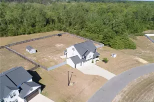 1457 Creekwood Rd, Hope Mills, NC 28348 - Photo 1