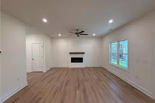 716 Teal Dr, Vass, NC 28394 - Photo 6
