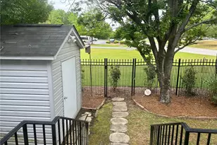 4890 Independence Dr, Lumberton, NC 28358 - Photo 12