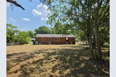 220 Cecil Avenue, Spring Lake, NC 28390 - Photo 4