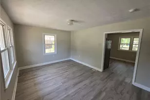 220 Cecil Ave, Spring Lake, NC 28390 - Photo 6