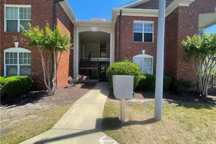 509 Meadowland Ct, Hope Mills, NC 28348 - Photo 2