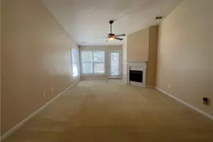 509 Meadowland Ct, Hope Mills, NC 28348 - Photo 4
