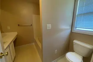 509 Meadowland Ct, Hope Mills, NC 28348 - Photo 10