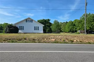 1527 Lewter Shop Rd, Apex, NC 27523 - Photo 4