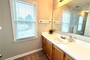 719 Alexwood Dr, Hope Mills, NC 28348 - Photo 18