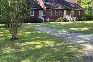 353 Covered Bridge Ln, Sanford, NC 27330 - Photo 2