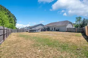 607 Roanoke Dr, Raeford, NC 28376 - Photo 20