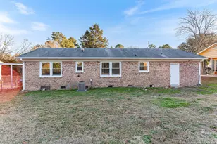 922 Rancho Dr, Fayetteville, NC 28303 - Photo 2