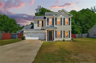 1213 Screech Owl Dr, Hope Mills, NC 28348 - Photo 2