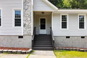488 Oates Dr, Fayetteville, NC 28311 - Photo 2