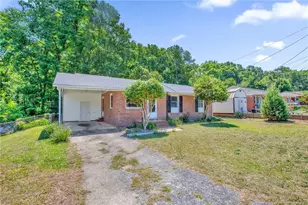 317 Lynhurst Dr, Fayetteville, NC 28314 - Photo 2