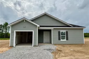 209 Hallwood Dr, Pikeville, NC 27863 - Photo 2