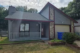 6943 Timberwood Dr, Fayetteville, NC 28314 - Photo 2