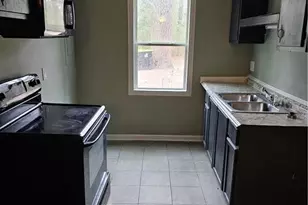5804 Aftonshire Dr, Fayetteville, NC 28304 - Photo 2