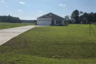 79 Evelene Wy, Clinton, NC 28328 - Photo 2