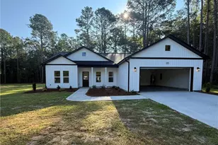 1434 Halsey Loop, Hope Mills, NC 28348 - Photo 1