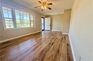 832 Fresno Dr, Fayetteville, NC 28303 - Photo 4
