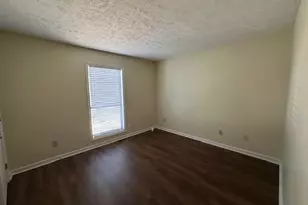 5876 Aftonshire Dr, Fayetteville, NC 28304 - Photo 4