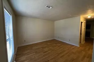 5876 Aftonshire Dr, Fayetteville, NC 28304 - Photo 2