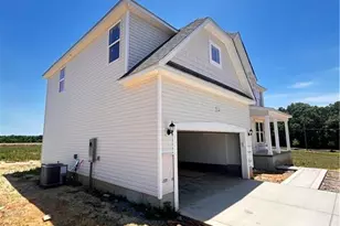 64 Maverick Ln, Dunn, NC 28334 - Photo 2