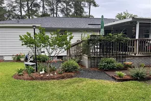 2401 Riverwood Ave, Lumberton, NC 28358 - Photo 2