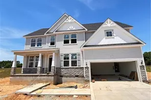 410 Maverick Ln, Dunn, NC 28334 - Photo 1