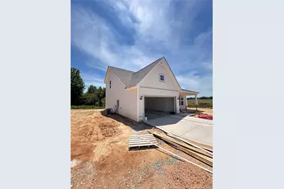 417 Maverick Lane, Dunn, NC 28334 - Photo 2