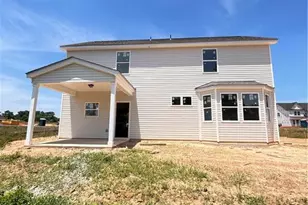 417 Maverick Ln, Dunn, NC 28334 - Photo 4