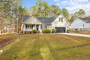 250 Maplewood Dr, Sanford, NC 27332 - Photo 2