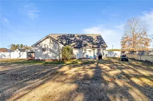 289 Rushmore Ct, Raeford, NC 28376 - Photo 32