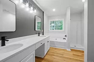 8741 Grouse Run Ln, Fayetteville, NC 28314 - Photo 16
