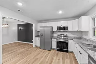 732 Sarazen Dr, Fayetteville, NC 28303 - Photo 8