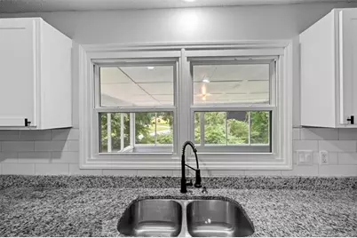 732 Sarazen Drive, Fayetteville, NC 28303 - Photo 10