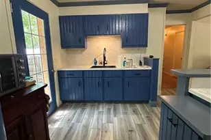 109 W Chestnut St, Maxton, NC 28364 - Photo 10